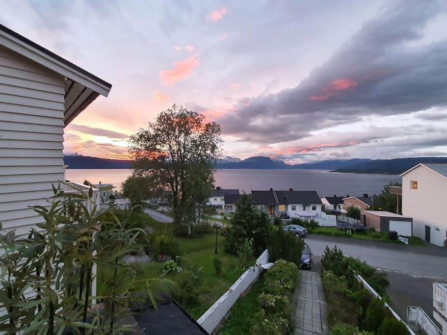 Hoy Standard. Mye For Pengene. Gratis Velkomstgave Narvik Dış mekan fotoğraf